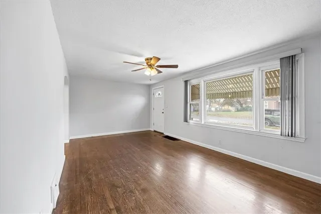 $134,500 | 6435 Walrond Avenue, Kansas City, MO 64132