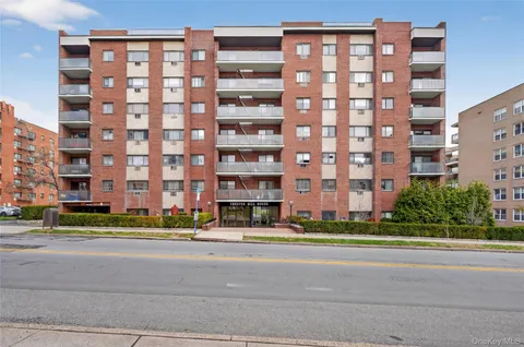 $108,000 | 395 Westchester Avenue, Unit 2M, Port Chester, NY 10573
