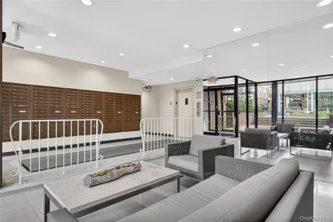 $108,000 | 395 Westchester Avenue, Unit 2M, Port Chester, NY 10573