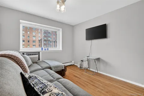 $108,000 | 395 Westchester Avenue, Unit 2M, Port Chester, NY 10573