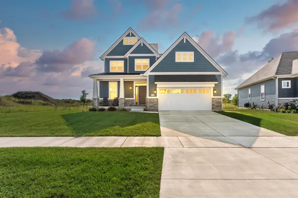 $599,900 | 233 Campolina Street, Chelsea, MI 48118