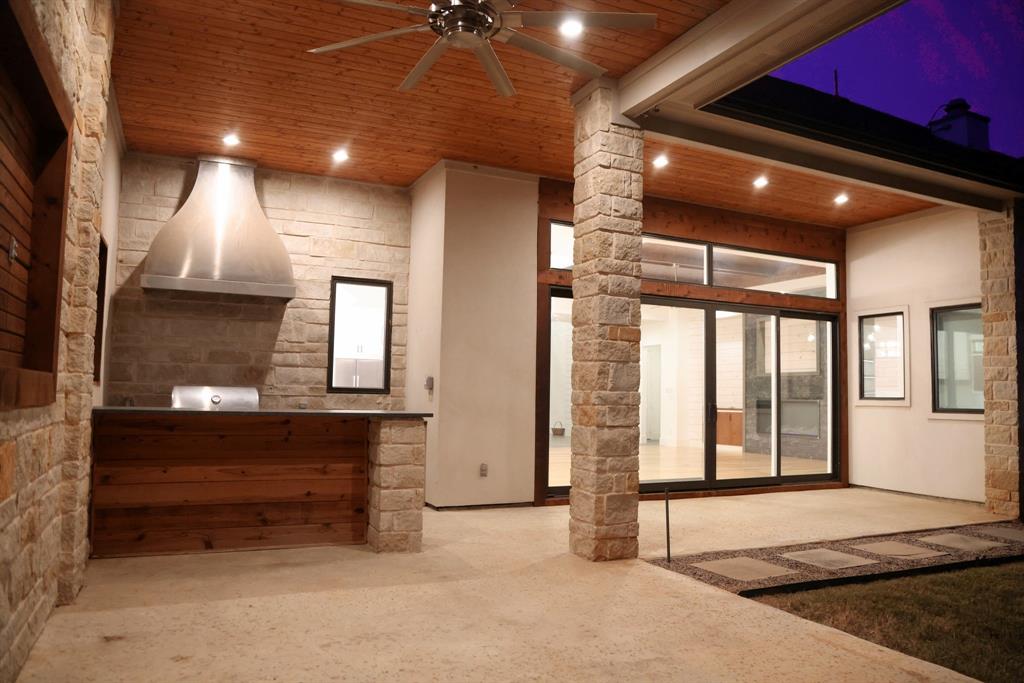 2081 Holt Way Grapevine, TX 76051 - Photo 37 of 40 a view of entrance