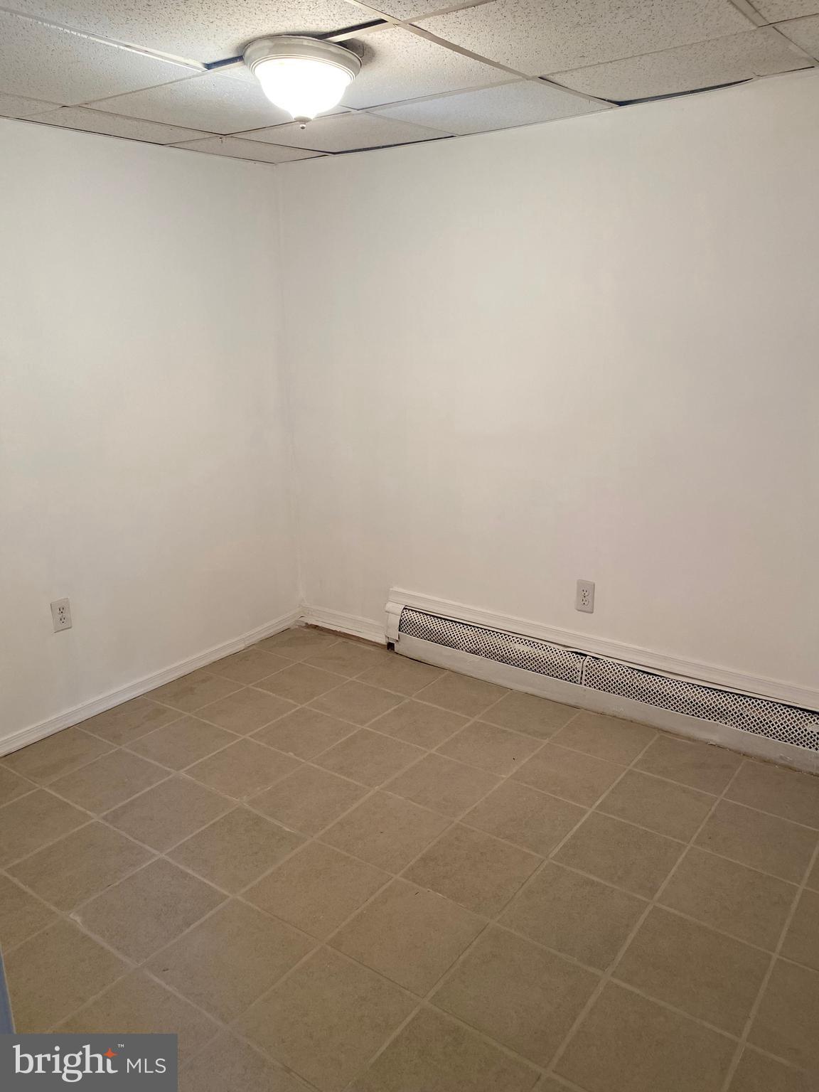 330 Hampden Road Upper Darby, PA 19082 - Photo 23 of 30