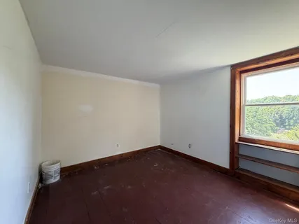 $439,999 | 234 Lake Shore Drive, Pleasant Valley, NY 12569