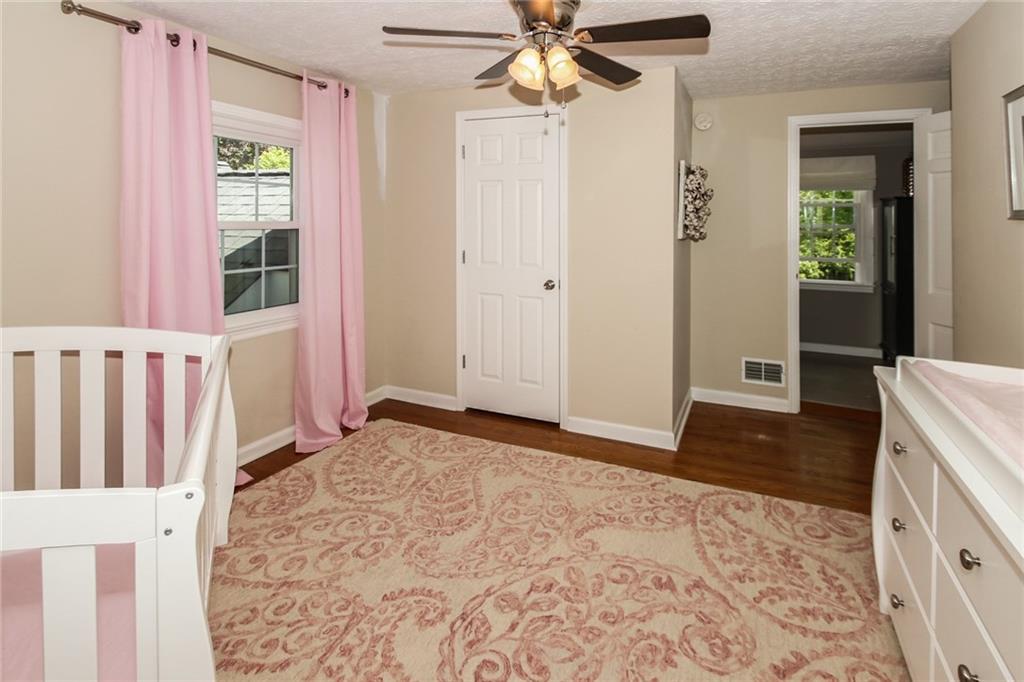 8895 Spring Mill Road Indianapolis, IN 46260 - Photo 18 of 35 Gallery Image 18