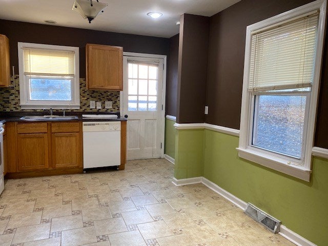 4656 Blackstone Road Blackstone, VA 23824 - Photo 16 of 27 Gallery Image 16