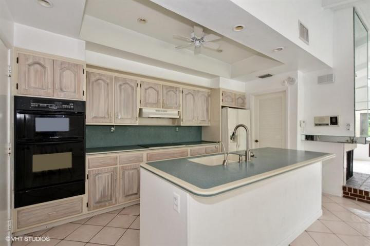 6582 Patio Lane, Unit 12 Boca Raton, FL 33433 - Photo 5 of 17 Photo 5