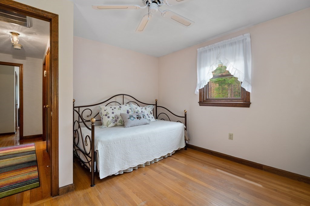 18 Bernard Road Dracut, MA 01826 - Photo 25 of 34 Gallery Image 25