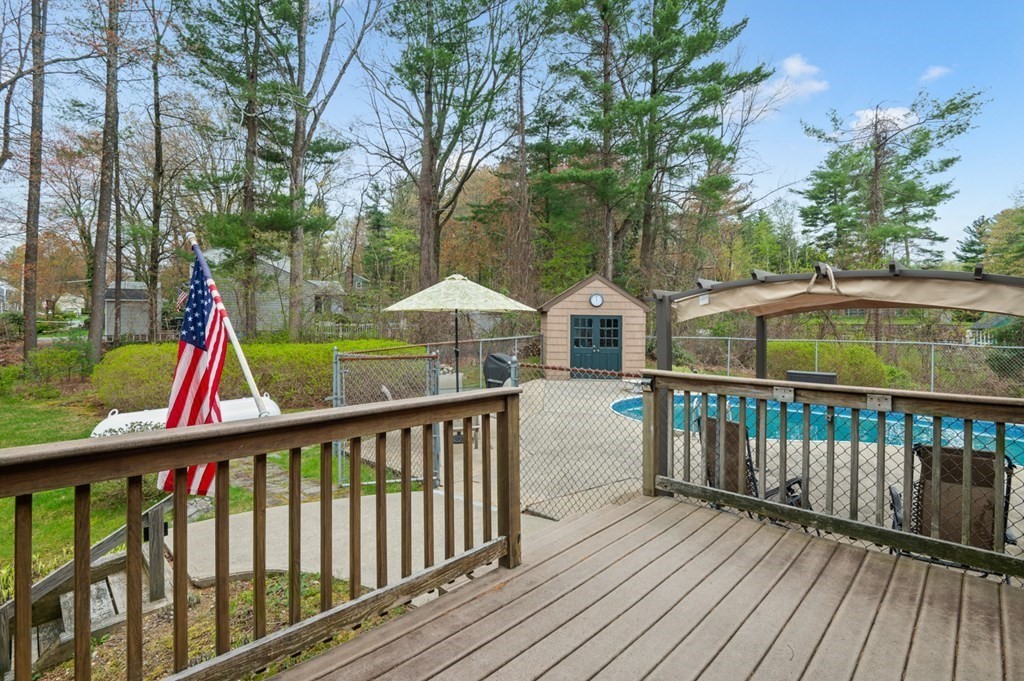 18 Bernard Road Dracut, MA 01826 - Photo 30 of 34 Gallery Image 30