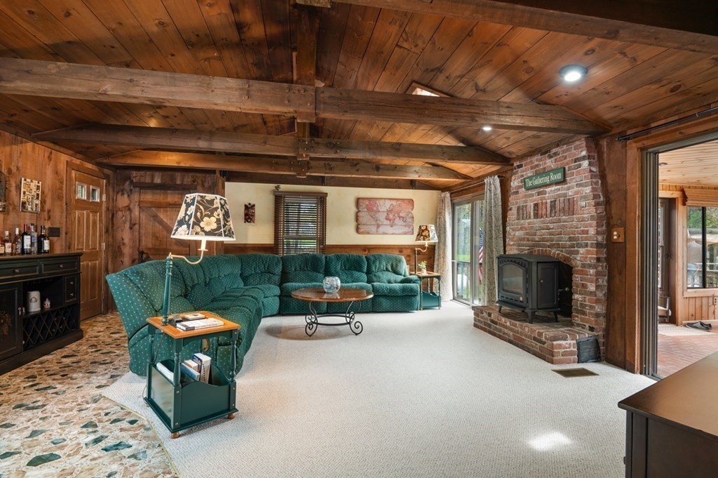 18 Bernard Road Dracut, MA 01826 - Photo 10 of 34 Gallery Image 10