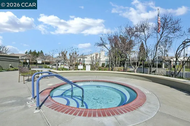 $450,000 | 360 Winesap Drive, Brentwood, CA 94513