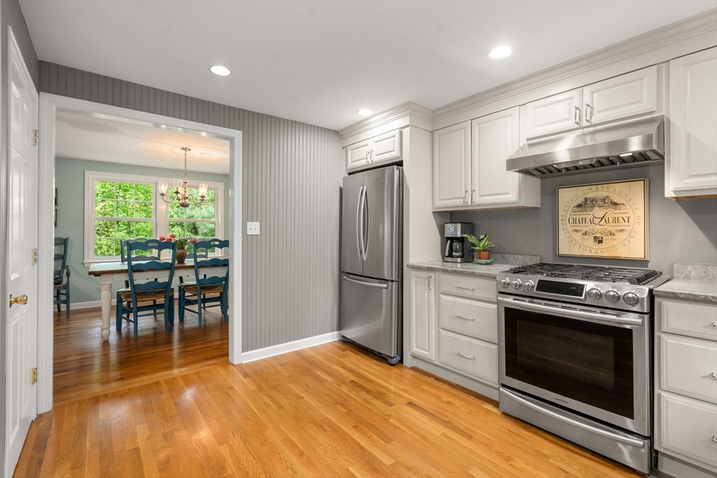 26 Peckham Hill Road Sherborn, MA 01770 - Photo 11 of 33