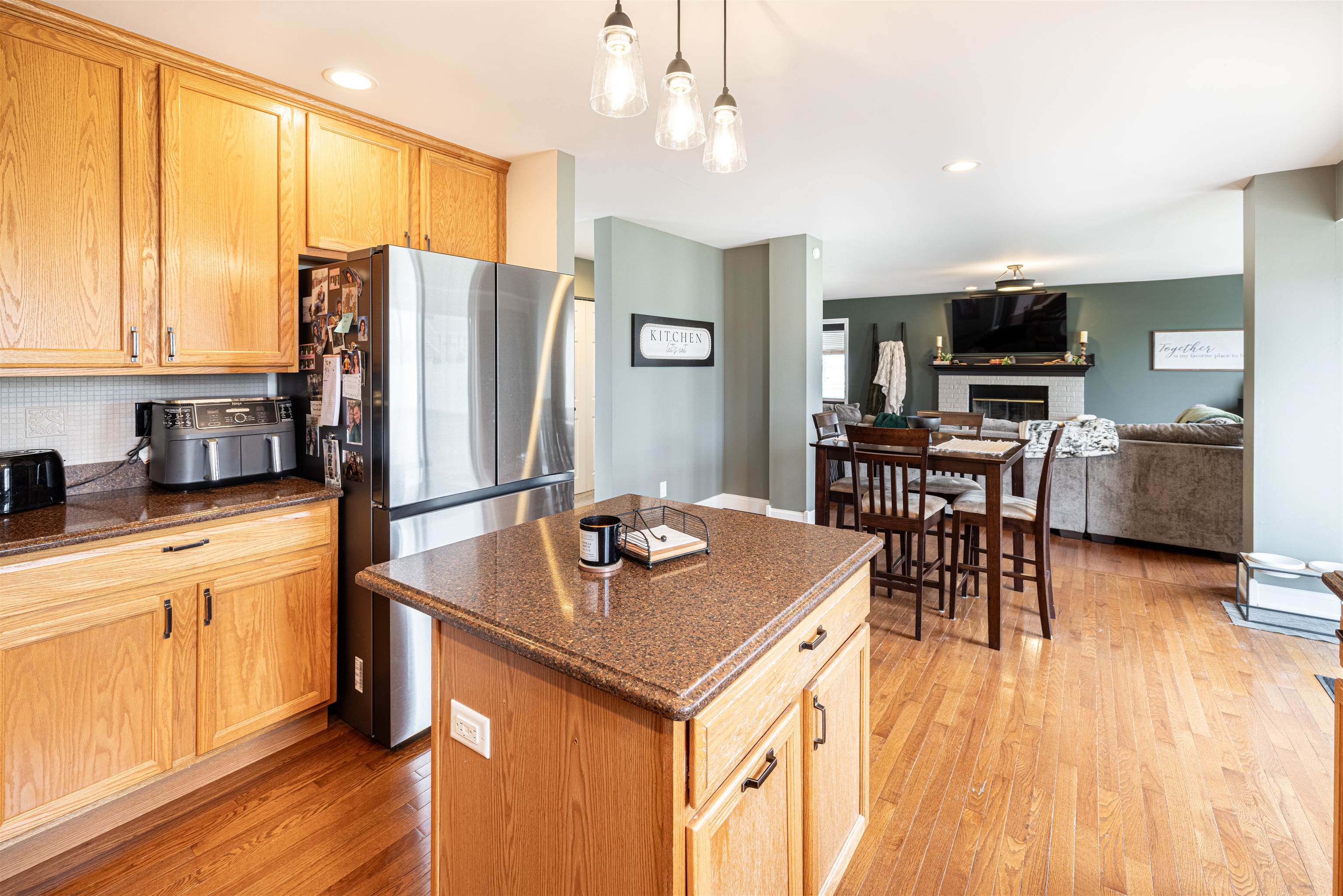 3605 Eagles Ridge Drive Beloit, WI 53511 - Photo 12 of 54