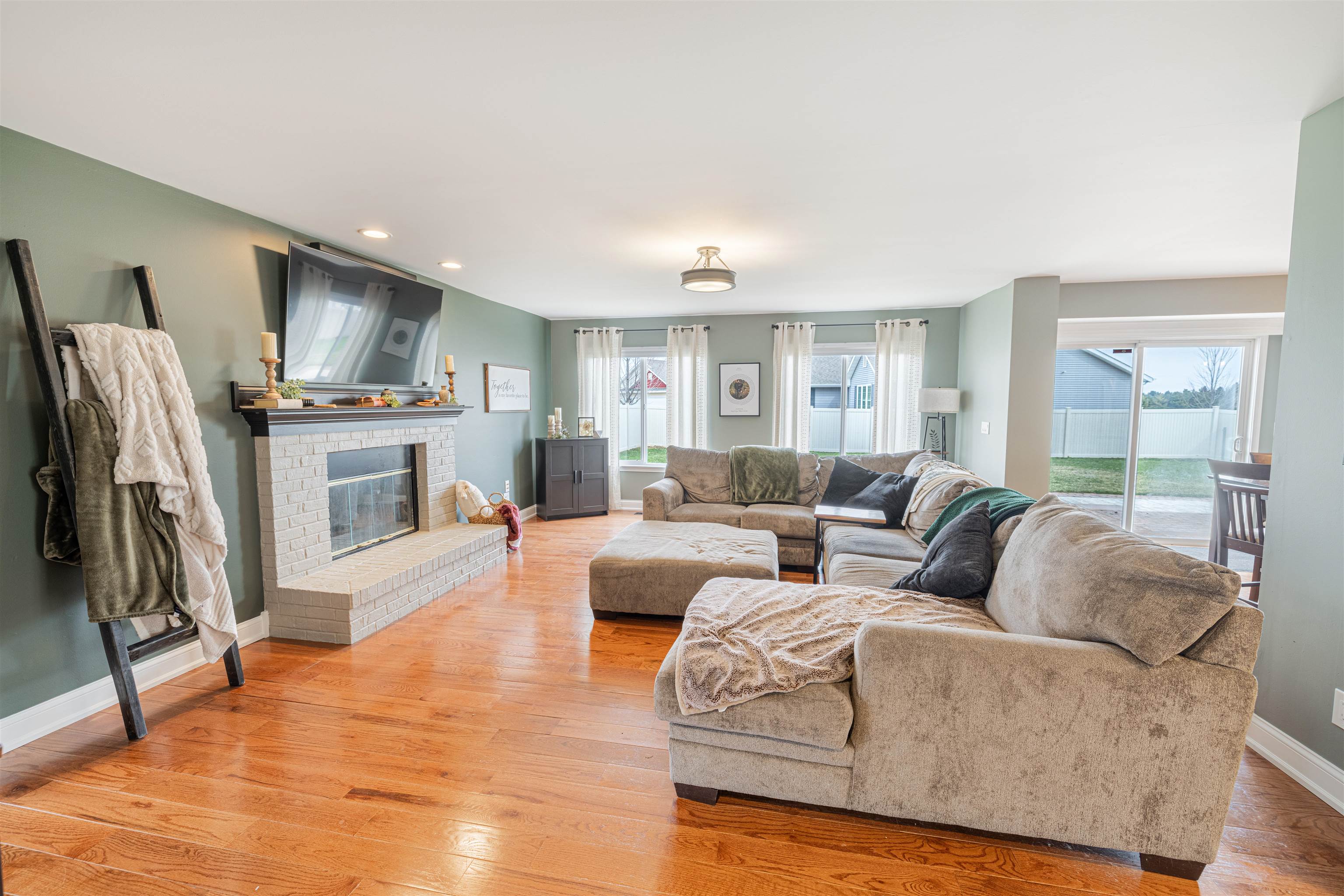 3605 Eagles Ridge Drive Beloit, WI 53511 - Photo 15 of 54