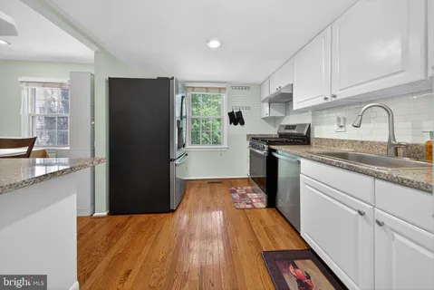 $569,000 | 941 Paulsboro Drive, Rockville, MD 20850