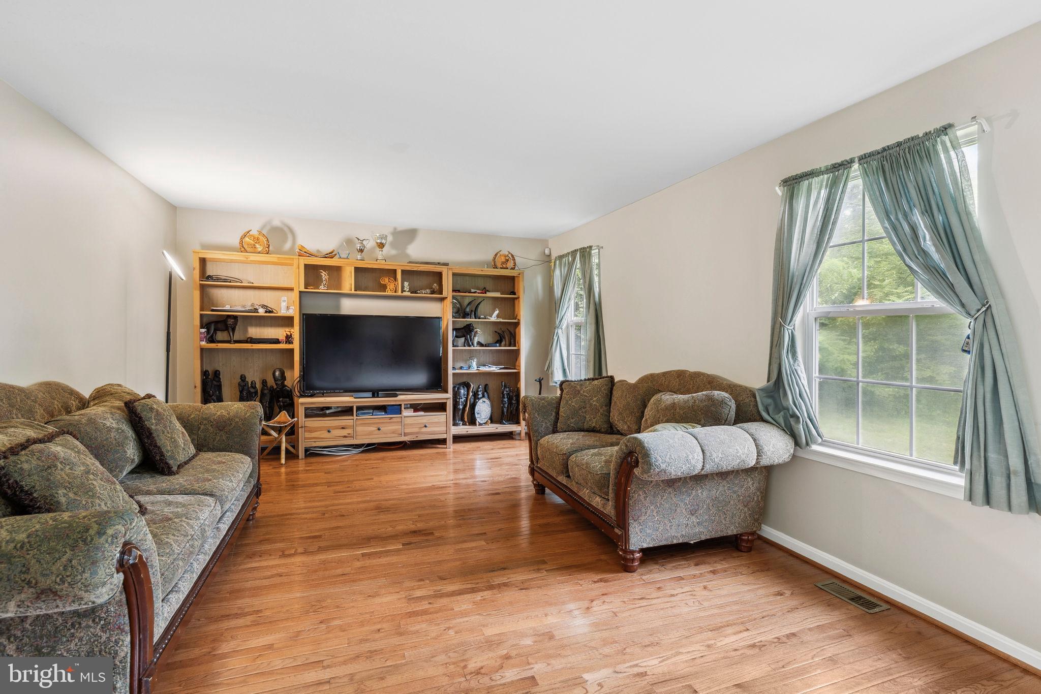 7525 Gum Spring Road Baltimore, MD 21237 - Photo 10 of 25