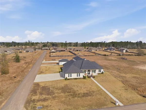 $979,999 | 152 Marilyn Lane, Longville, LA 70652