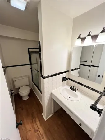 $745 | 1902 Queen Street, Unit D5, Winston-Salem, NC 27103