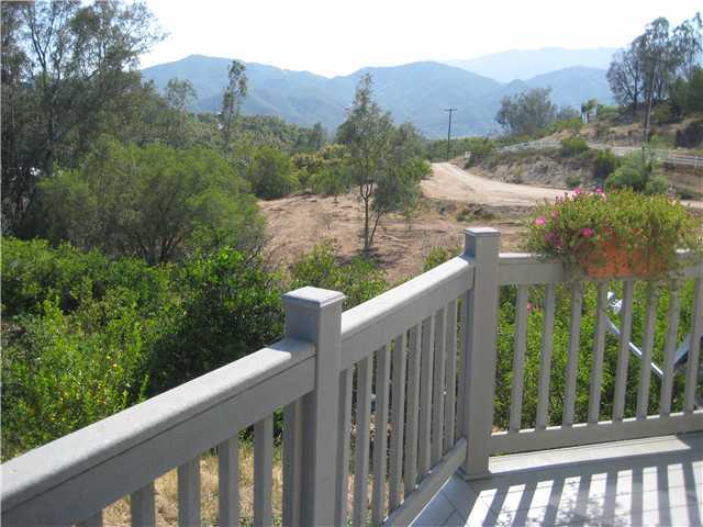 39537 Jones Road Fallbrook, CA 92028 - Photo 14 of 25 Wrap Around Deck