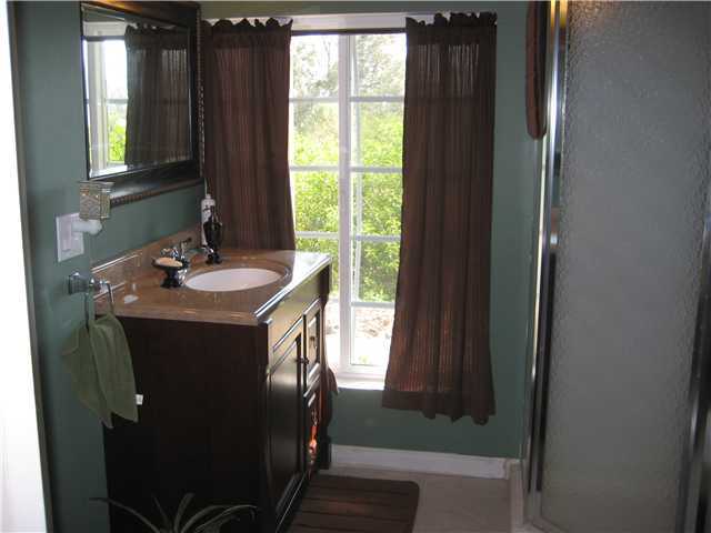 39537 Jones Road Fallbrook, CA 92028 - Photo 18 of 25 Downstairs Private Bath