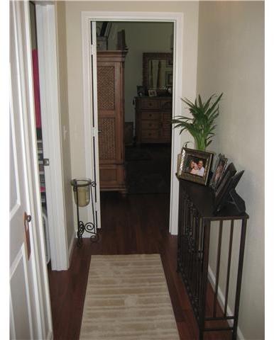 39537 Jones Road Fallbrook, CA 92028 - Photo 9 of 25 Hallway