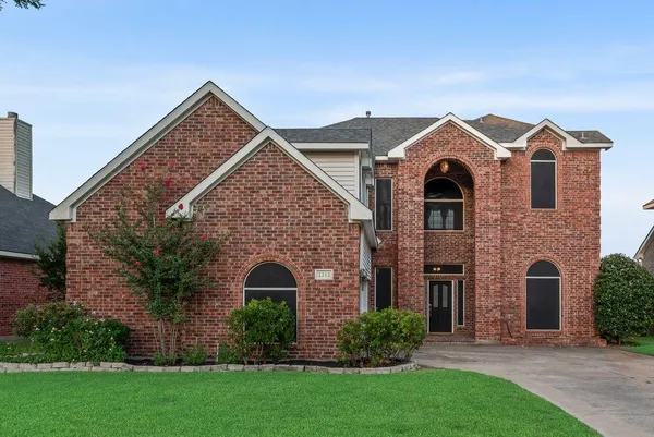 $599,000 | 2212 Nottingham Street, Flower Mound, TX 75028