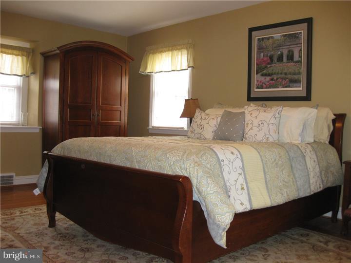712 Harvard Road Bala Cynwyd, PA 19004 - Photo 16 of 25 Bedroom - Main