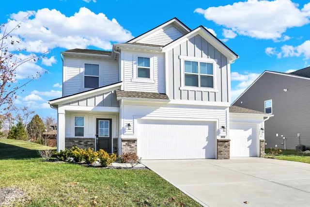 $389,995 | 999 Kensington Drive, Danville, IN 46122