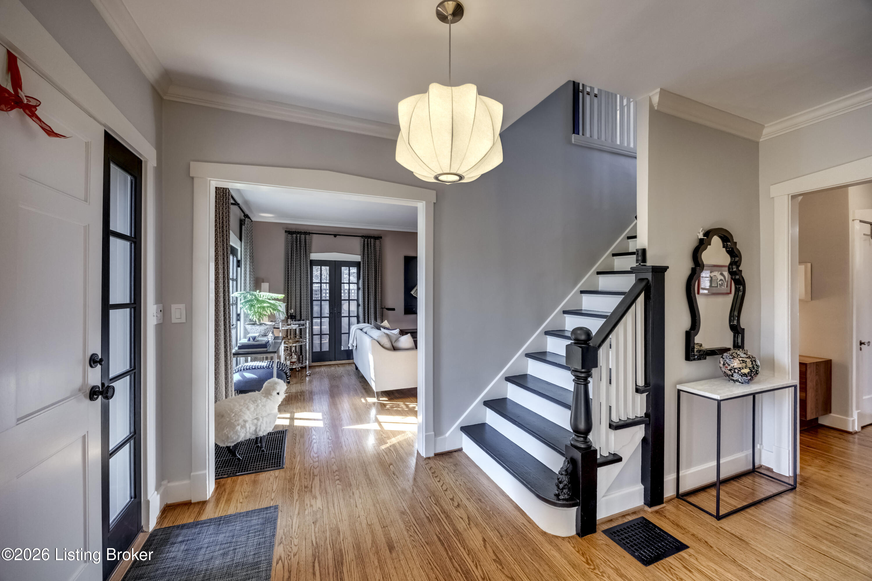 2207 Edgehill Road Louisville, KY 40205 - Photo 2 of 82 2Y0A2038-A