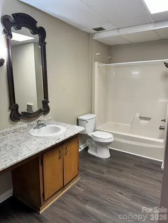 $1,395,000 | 18 Berkley Avenue, Granite Falls, NC 28630