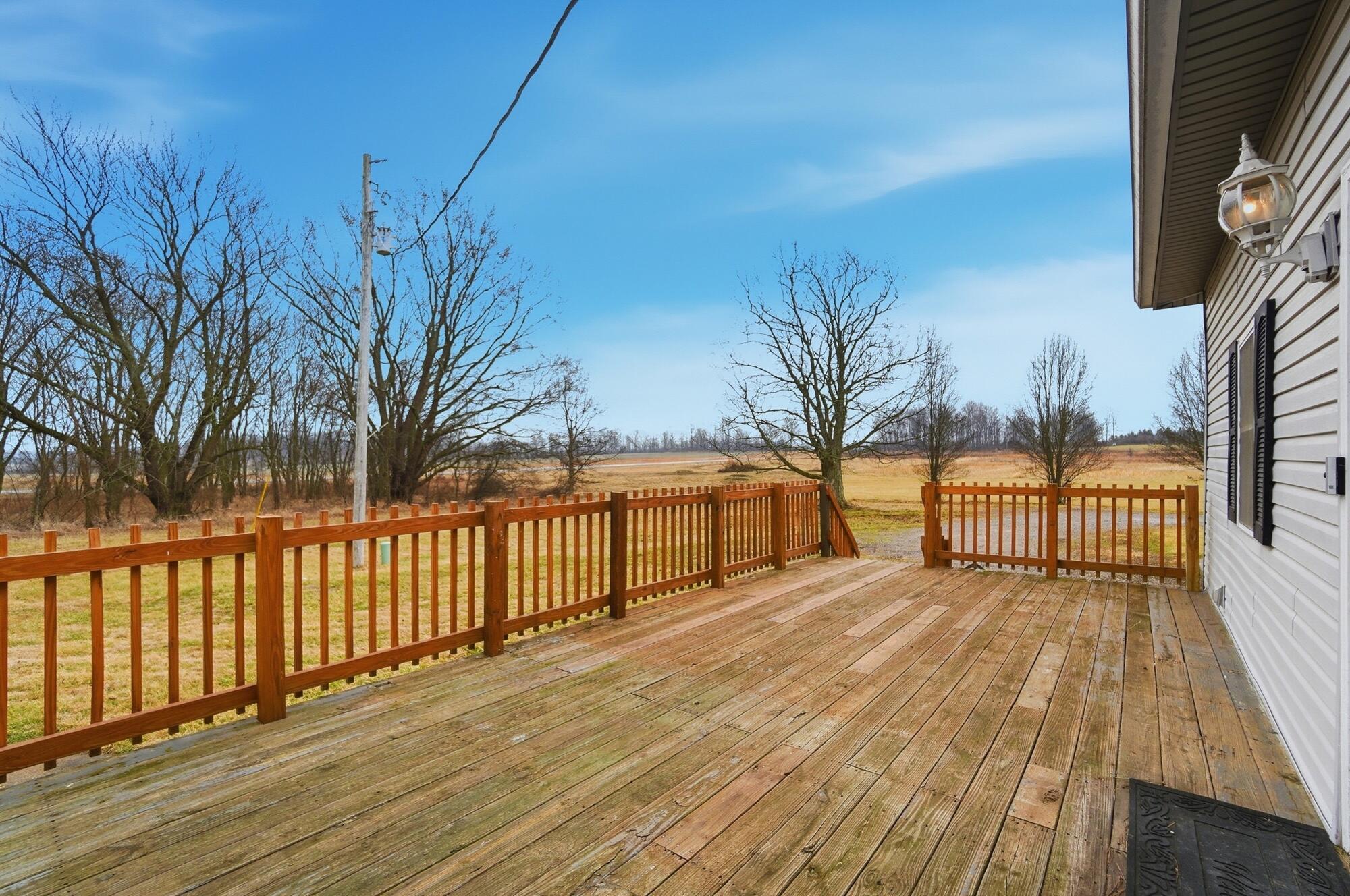 4840 Tschopp Road Northeast Lancaster, OH 43130 - Photo 9 of 58 Deck - 4840 Tschopp Road NE, Lancaster, OH 43130