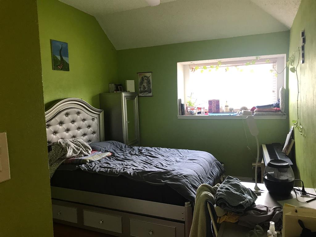 800 Santa Fe Trail Irving, TX 75063 - Photo 10 of 17 Bed room 1