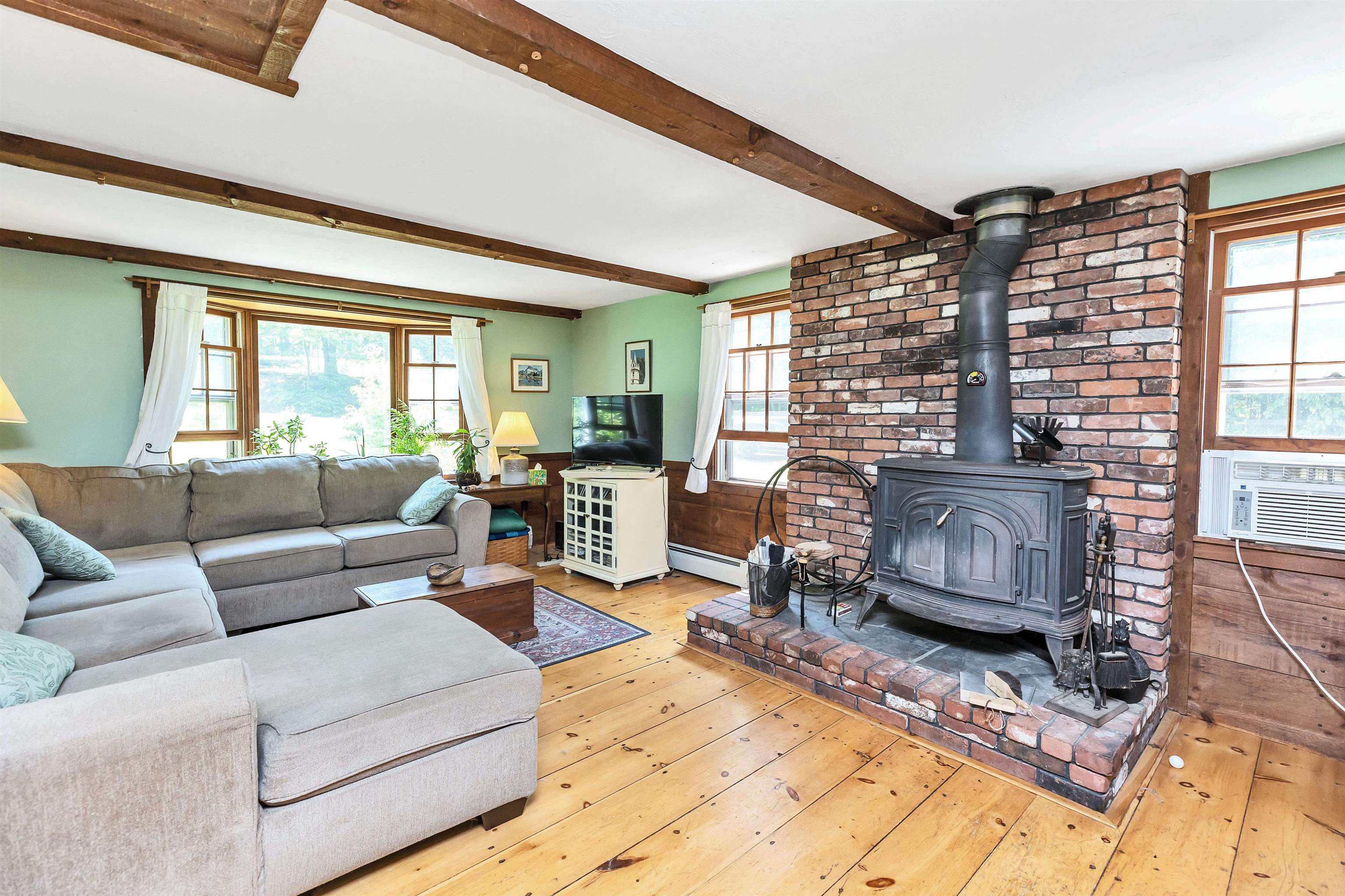 147 Hunter Farm Road Peterborough, NH 03458 - Photo 5 of 38
