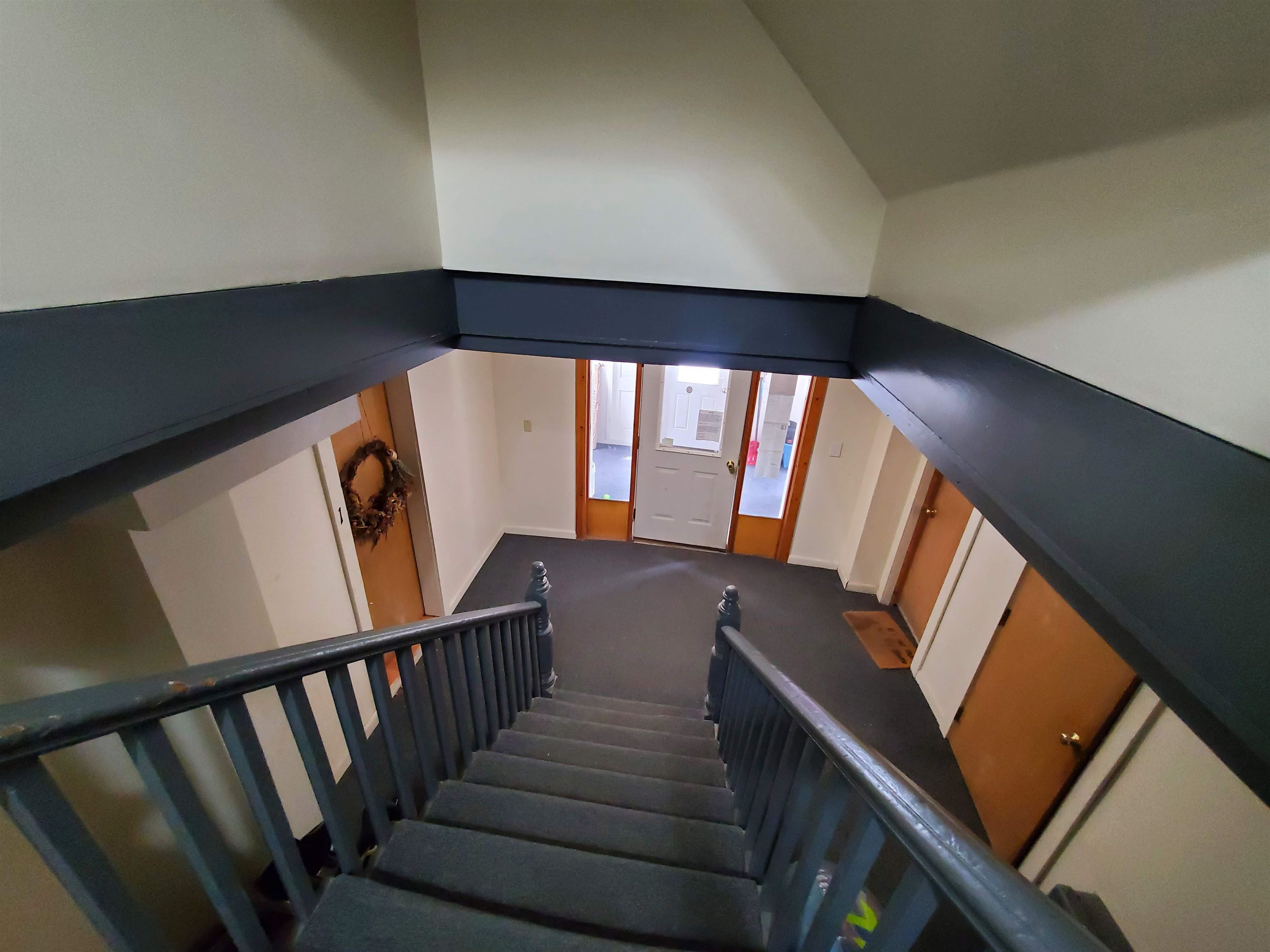 35 Wells Street, Unit 5 Enfield, NH 03748 - Photo 2 of 18