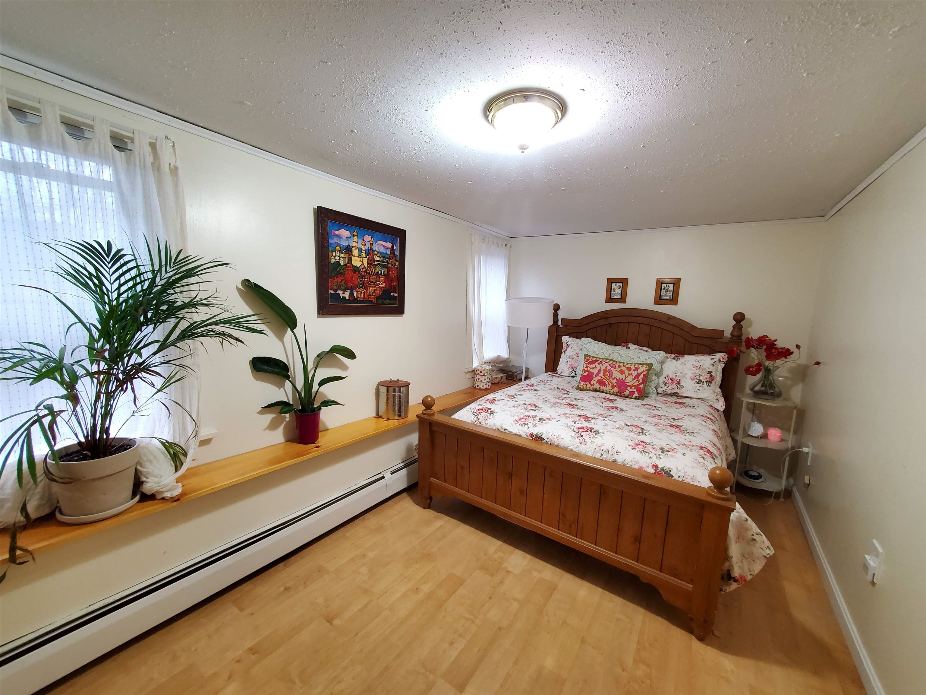 35 Wells Street, Unit 5 Enfield, NH 03748 - Photo 3 of 18