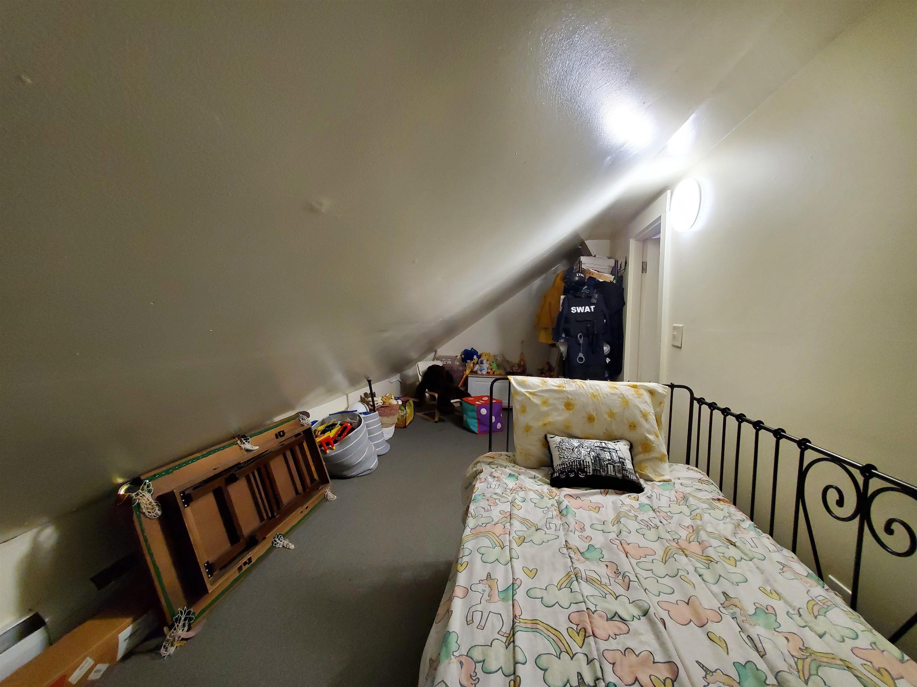 35 Wells Street, Unit 5 Enfield, NH 03748 - Photo 4 of 18