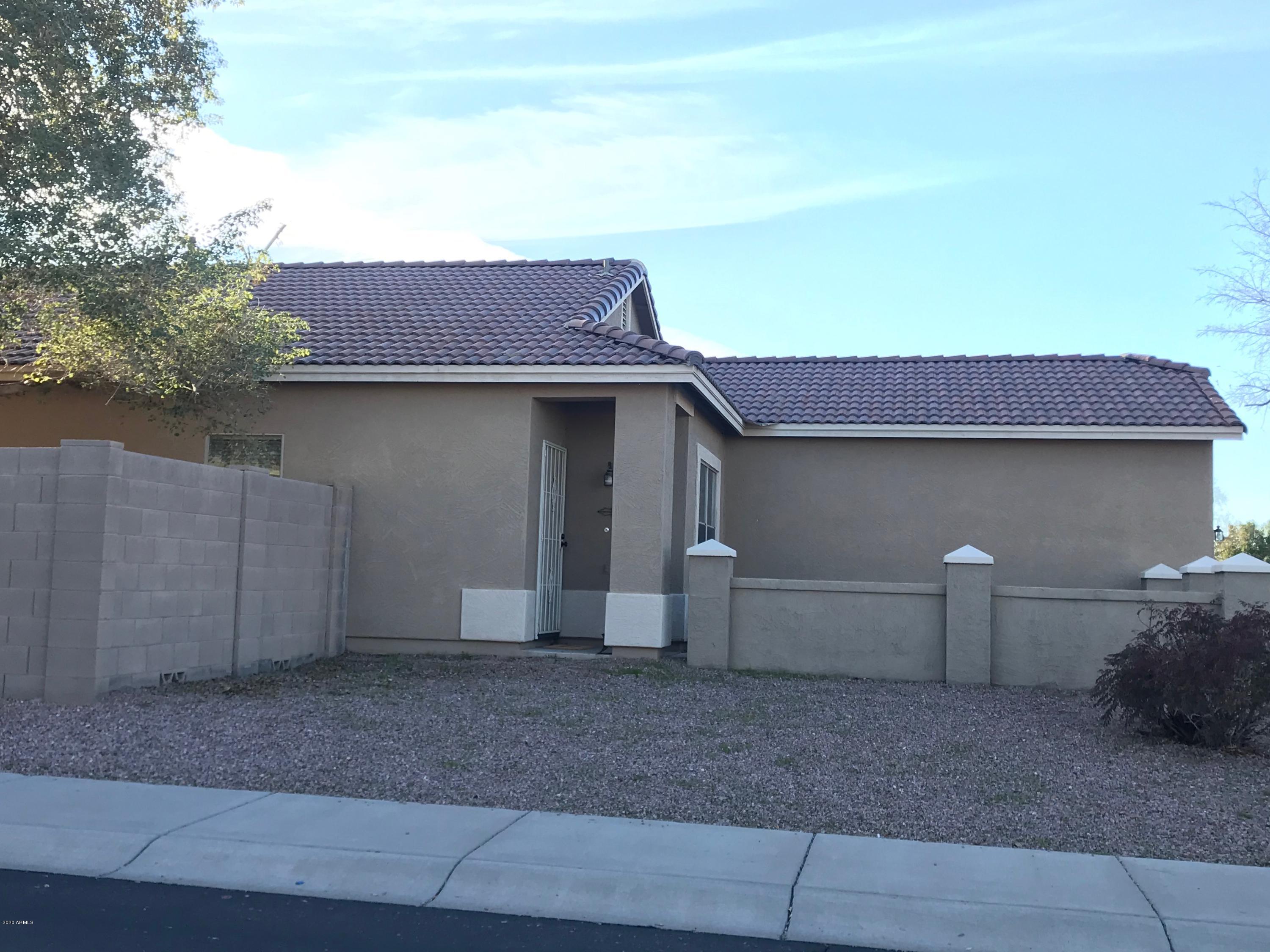 933 East Pedro Road Phoenix, AZ 85042 - Photo 3 of 49 IMG_6525