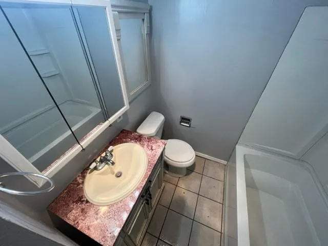 $1,950 | 218 Appletree Lane, Terrytown, LA 70056