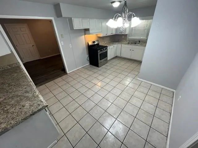 $1,950 | 218 Appletree Lane, Terrytown, LA 70056