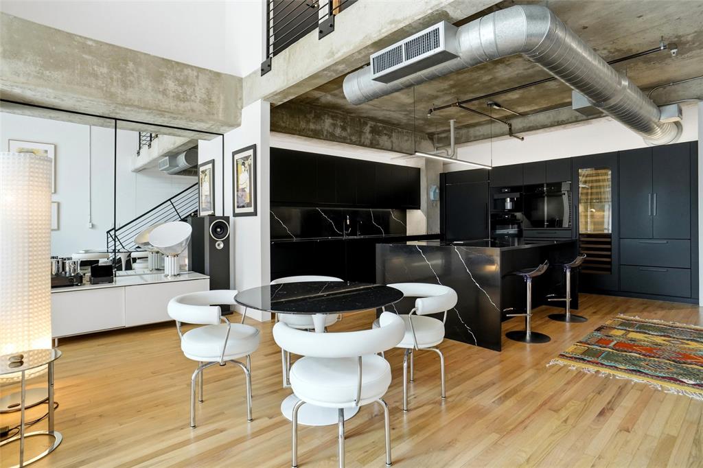 2011 Cedar Springs Road, Unit 104 Dallas, TX 75201 - Photo 4 of 32 Gallery Image 4