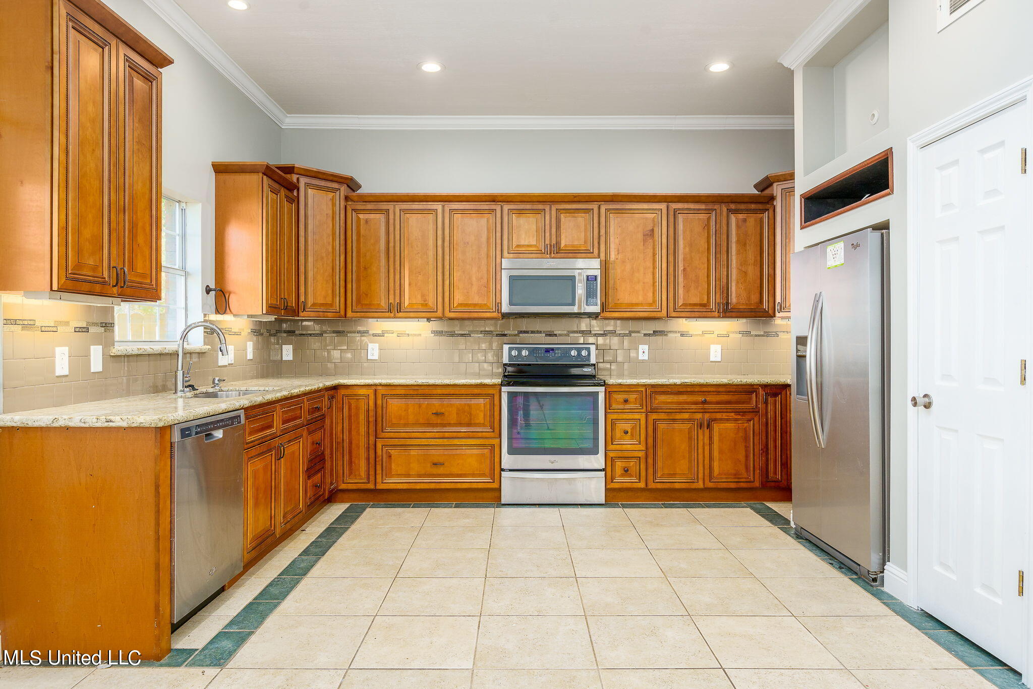 20050 Watts Road Long Beach, MS 39560 - Photo 14 of 44 Kitchen