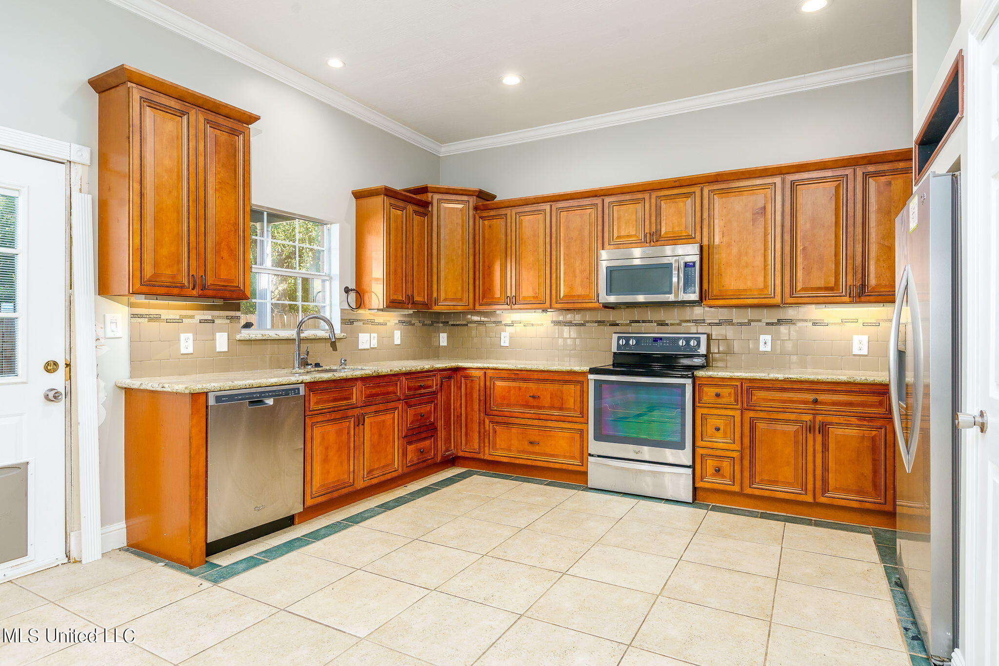 20050 Watts Road Long Beach, MS 39560 - Photo 2 of 44 Kitchen