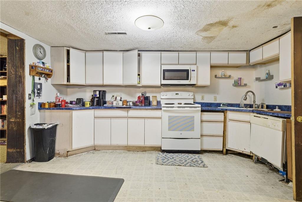 14903 East Kentucky Road Independence, MO 64050 - Photo 13 of 42