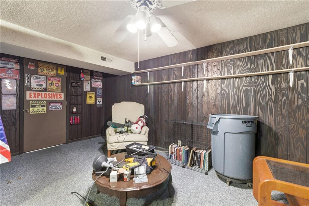 14903 East Kentucky Road Independence, MO 64050 - Photo 19 of 42