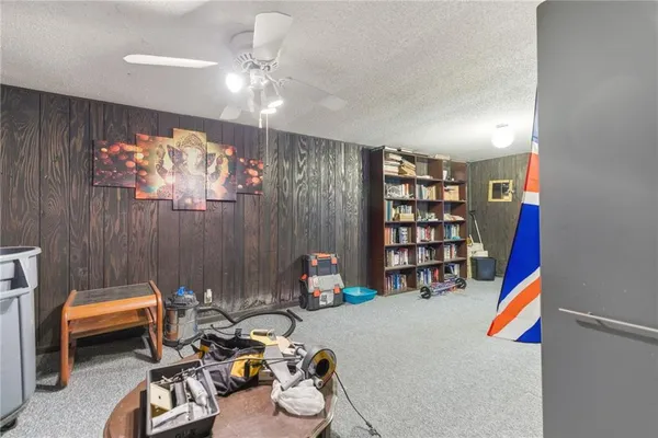 $219,000 | 14903 East Kentucky Road, Independence, MO 64050