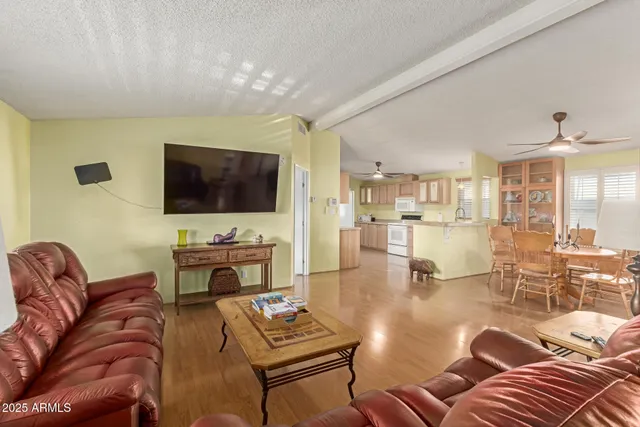 $83,900 | 4400 West Missouri Avenue, Unit 143, Glendale, AZ 85301