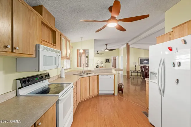 $83,900 | 4400 West Missouri Avenue, Unit 143, Glendale, AZ 85301