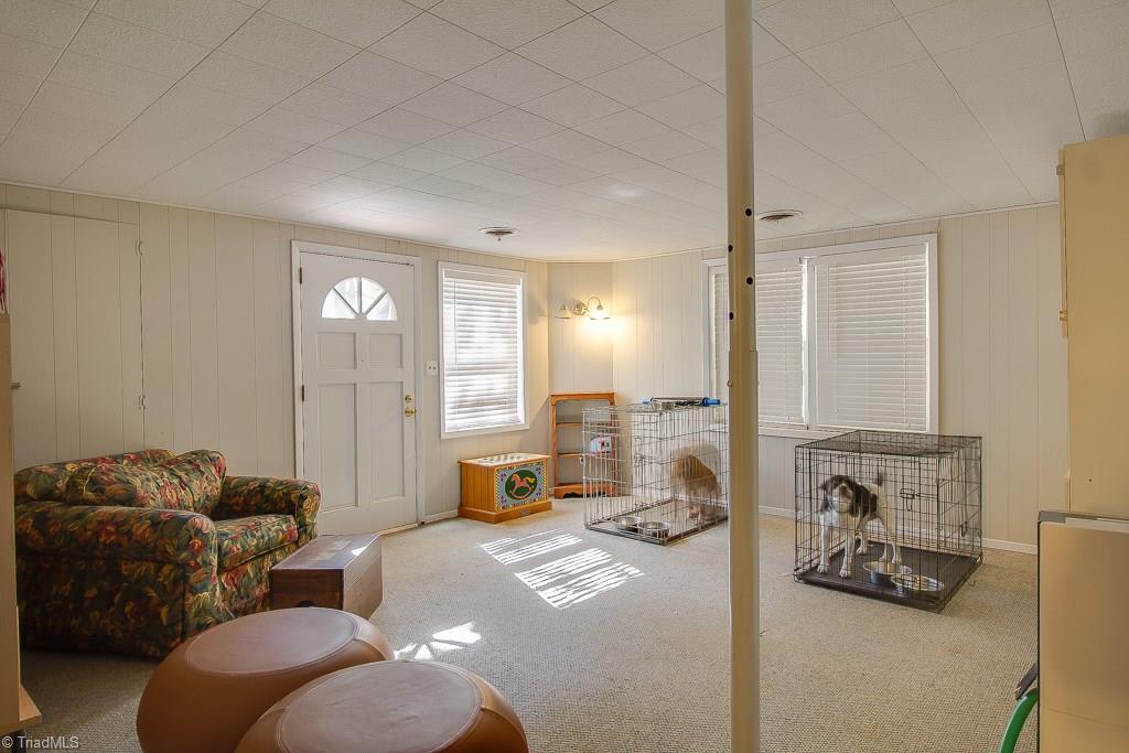 854 Chester Road Winston-Salem, NC 27104 - Photo 19 of 27 Gallery Image 19