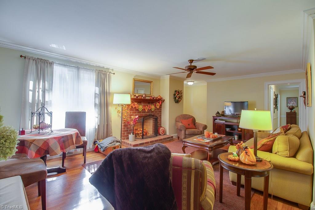 854 Chester Road Winston-Salem, NC 27104 - Photo 5 of 27 Gallery Image 5
