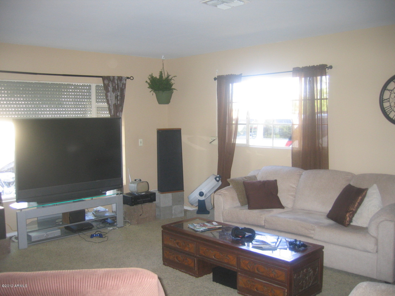 1946 West Lawrence Road Phoenix, AZ 85015 - Photo 3 of 5 3